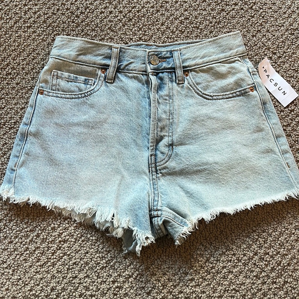 BRAND NEW WITH TAGS NEVER WORN PACSUN JEAN SHORTS SIZE 23
